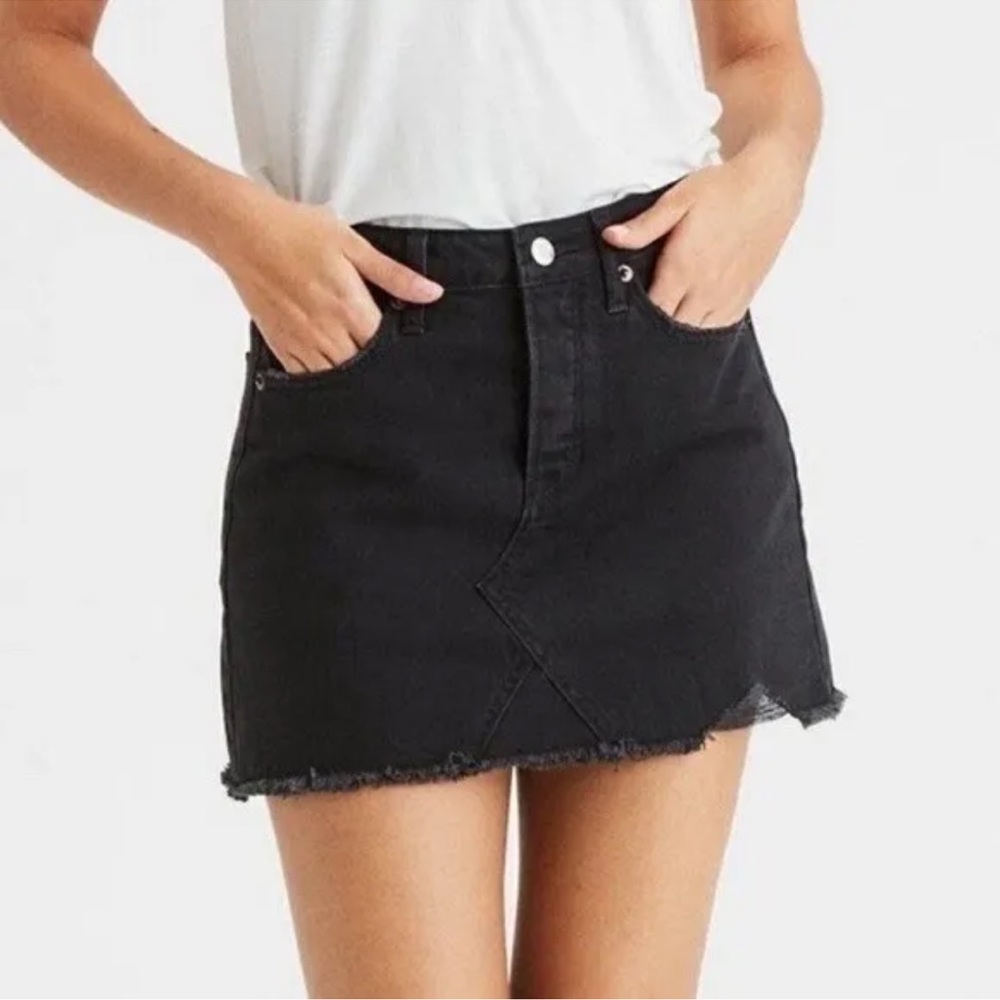 American Eagle Hi Rise Festival Mini Black Denim Skirt, Raw Hem, Size 4